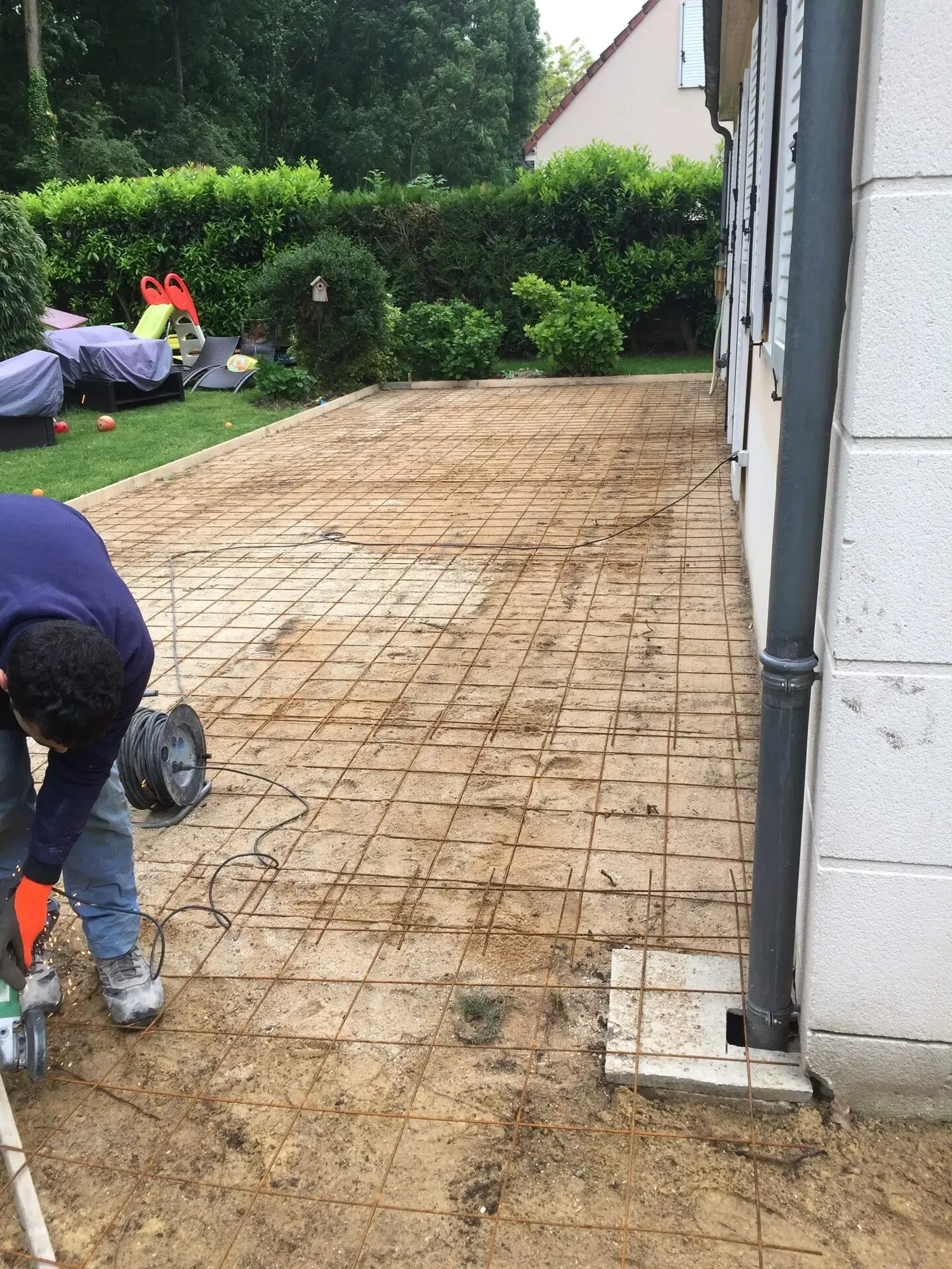 Préparation et ferraillage avant coulage de la terrasse